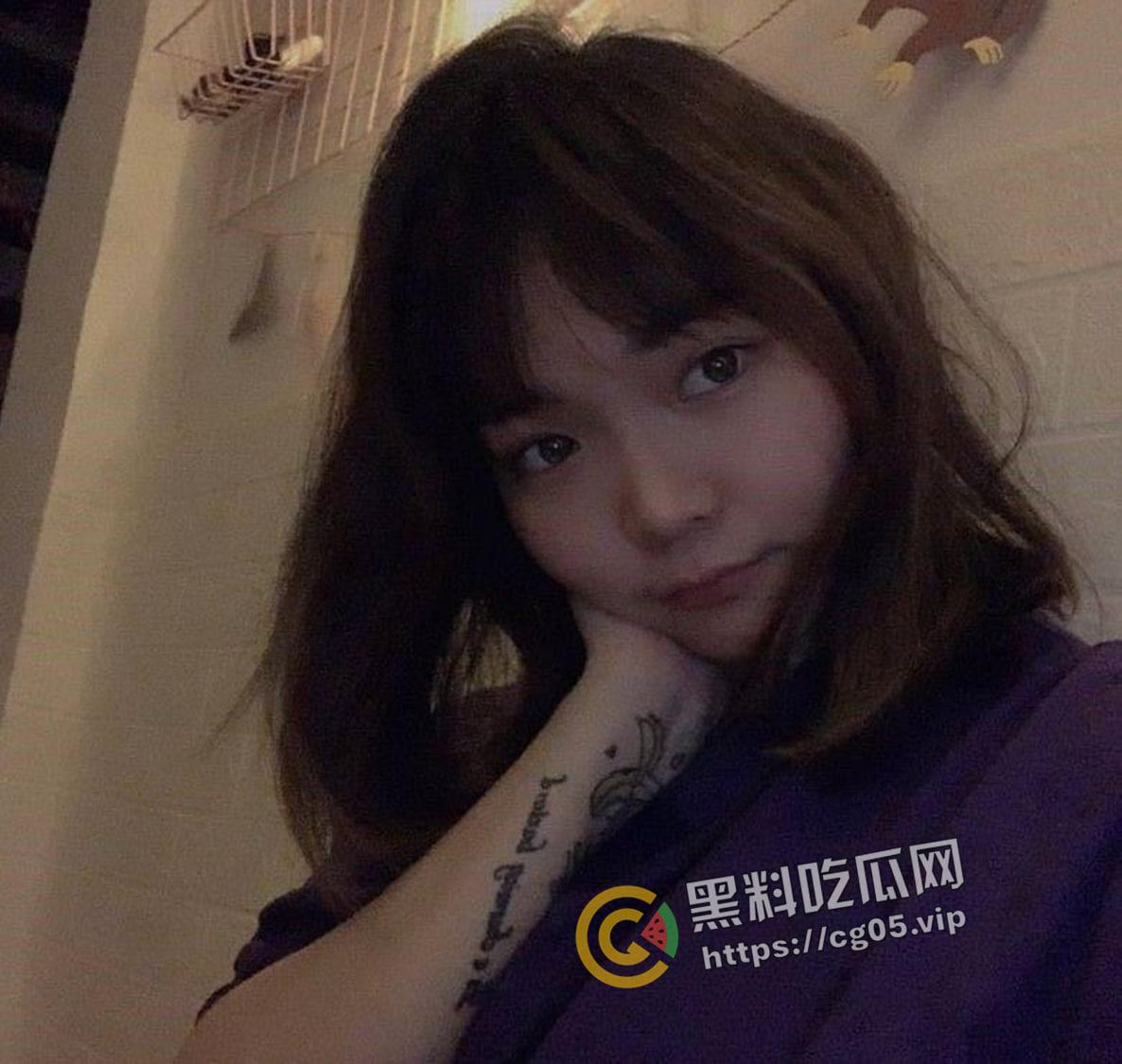 台湾海洋大学台妹被男友流出私密视频 叫床嗲到人都酥了 被粗壮男友干到都快哭了  第5张