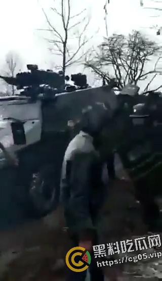 网传河南宁陵清华园学生死亡事件后续 抗议村民遭装甲车进村清算  第6张