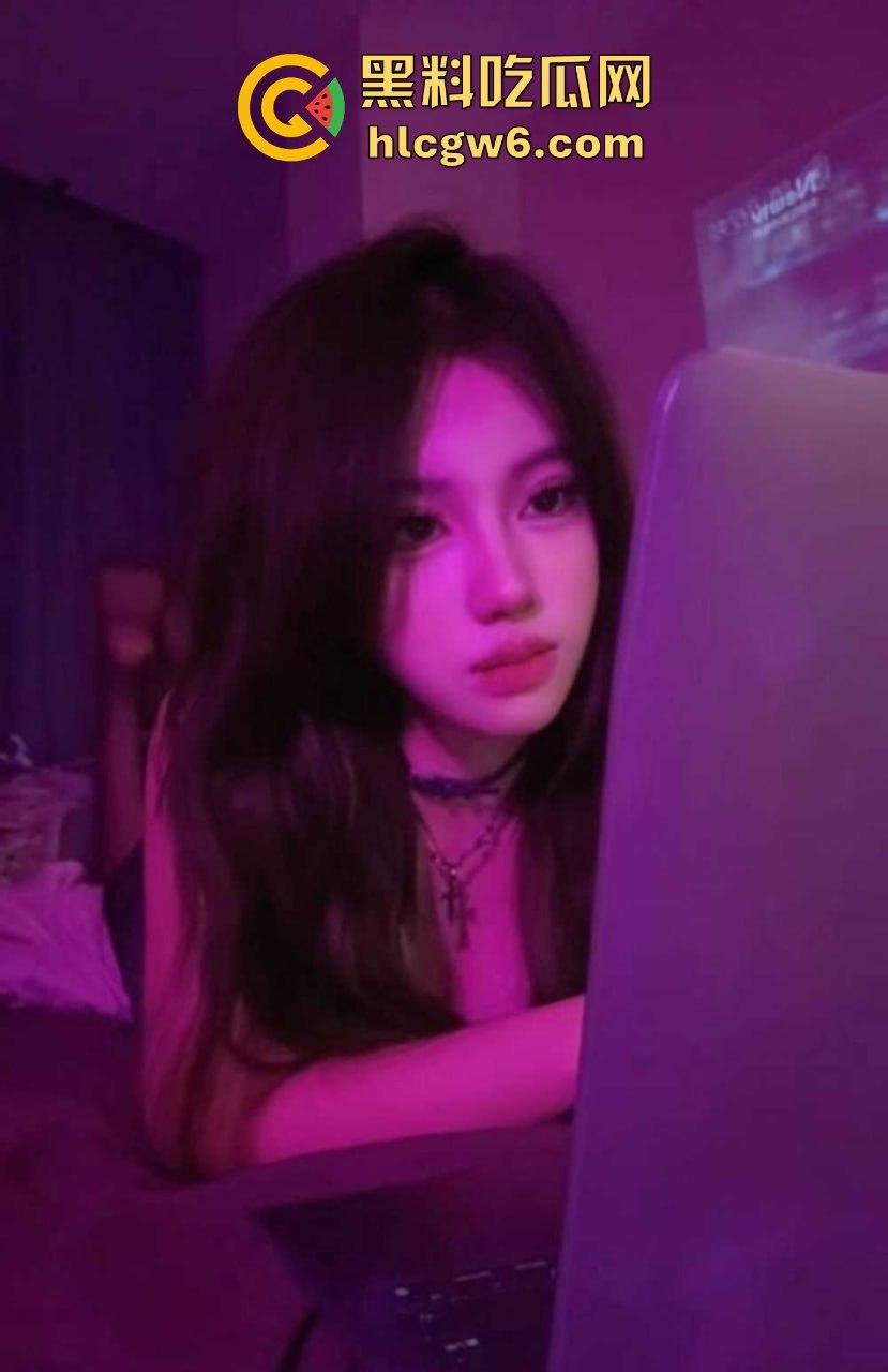 上海这狗子够骚 23岁嫩妹『王静怡』被玩成宠物主动认主当奴隶穿着黑丝露逼 叫声能把楼下老头整精神! 第7张 上海这狗子够骚 23岁嫩妹『王静怡』被玩成宠物主动认主当奴隶穿着黑丝露逼 叫声能把楼下老头整精神! 第7张