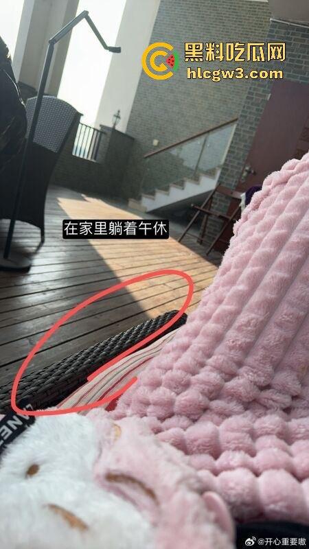 抖音巨乳网红『你的渡口』再被爆 带巨乳飞迪拜伺候金主，啪啪口交细节辣眼睛，金主嘴上叫累心里很上头！  第5张