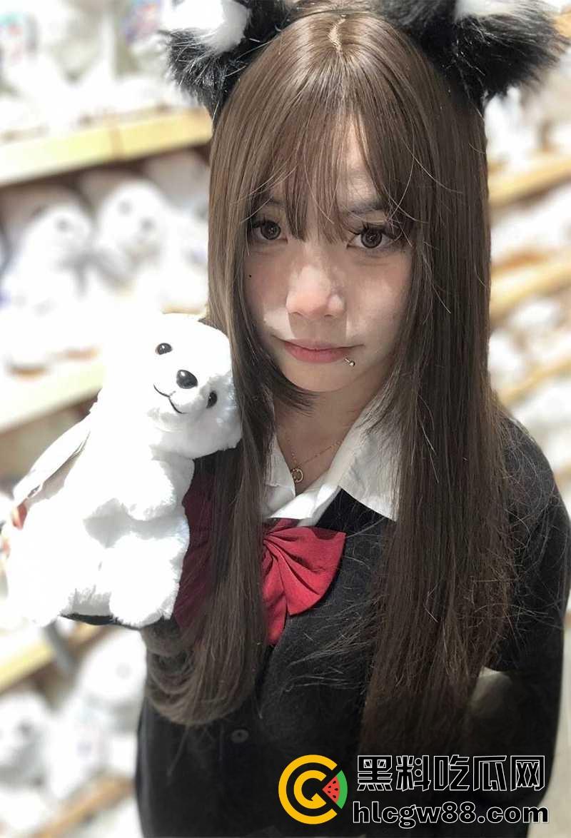 广东小伙王者开黑偶遇职校00后骚母狗，一天拿下骑脸操嘴后入灌精，白嫩翘臀淫叫连连偷拍角度绝了！  第1张