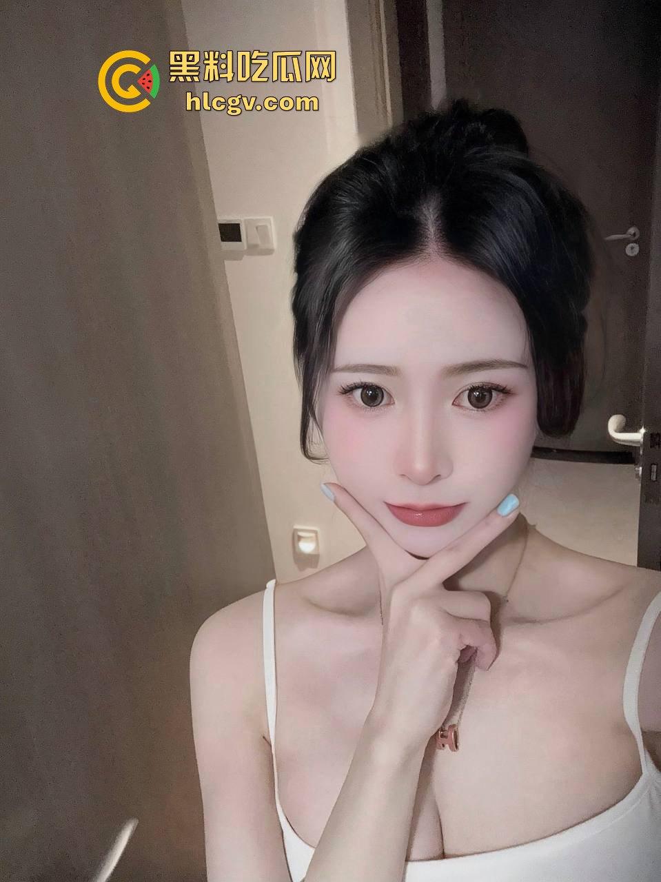 上海绿奴自爆极品骚妻！丝袜长腿撩到极致在线求单男！主动掰开骚穴邀单男干到爽！  第23张