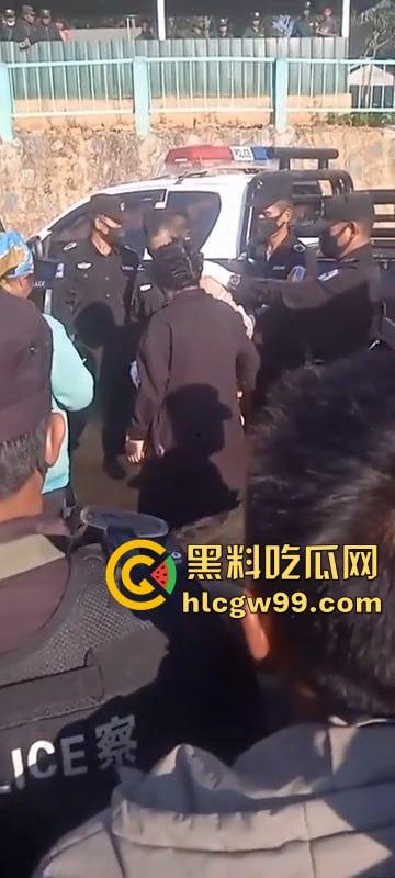 全网震惊！缅甸佤邦男子【陈尼荣】丧心病狂对生父痛下杀手，现场直击公审现场全程高能  第3张