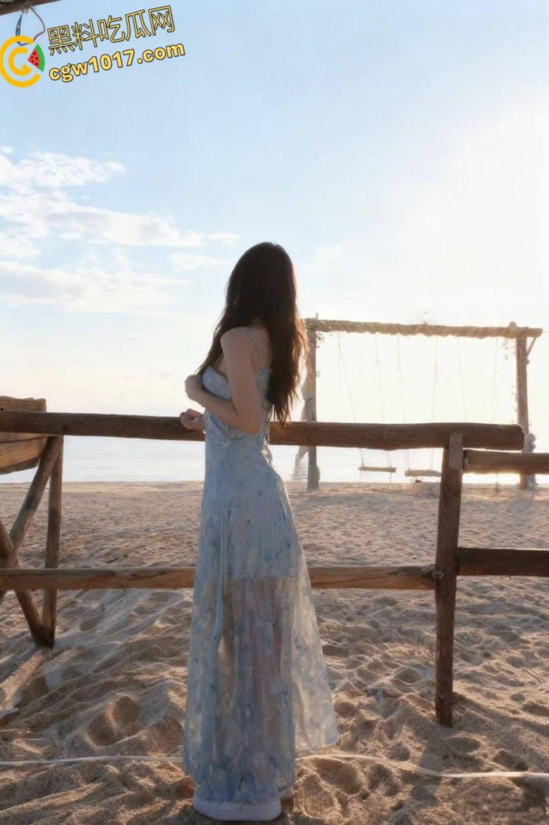 长沙高颜值女神【陈玲渝】，御姐气质极品身材，露脸口交樱桃小嘴狂吞大屌榨精，反差婊口技爆棚！  第3张