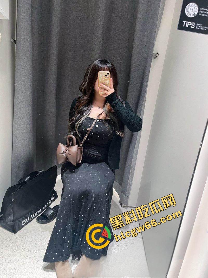 贵州铜仁狠货【涵涵】核弹级巨乳甩飞天，炮友后入爆操扇臀抓奶，干到高潮尖叫破音！  第3张