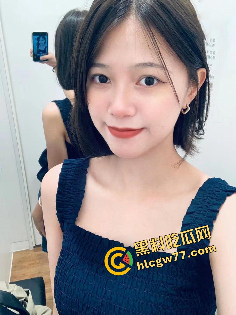 世界上最大的背刺，成都女孩【周然】手机借闺蜜打游戏，结果闺蜜偷看到她大量私密，友谊当场粉碎！  第1张