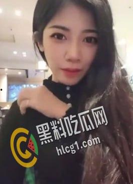 网传人气博主 王语瞳 被金主调教完成任务 餐厅内超大尺度脱衣露出！公众场合拍内裤流出  第3张