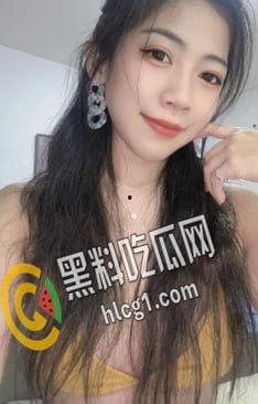 网传人气博主 王语瞳 被金主调教完成任务 餐厅内超大尺度脱衣露出！公众场合拍内裤流出  第6张