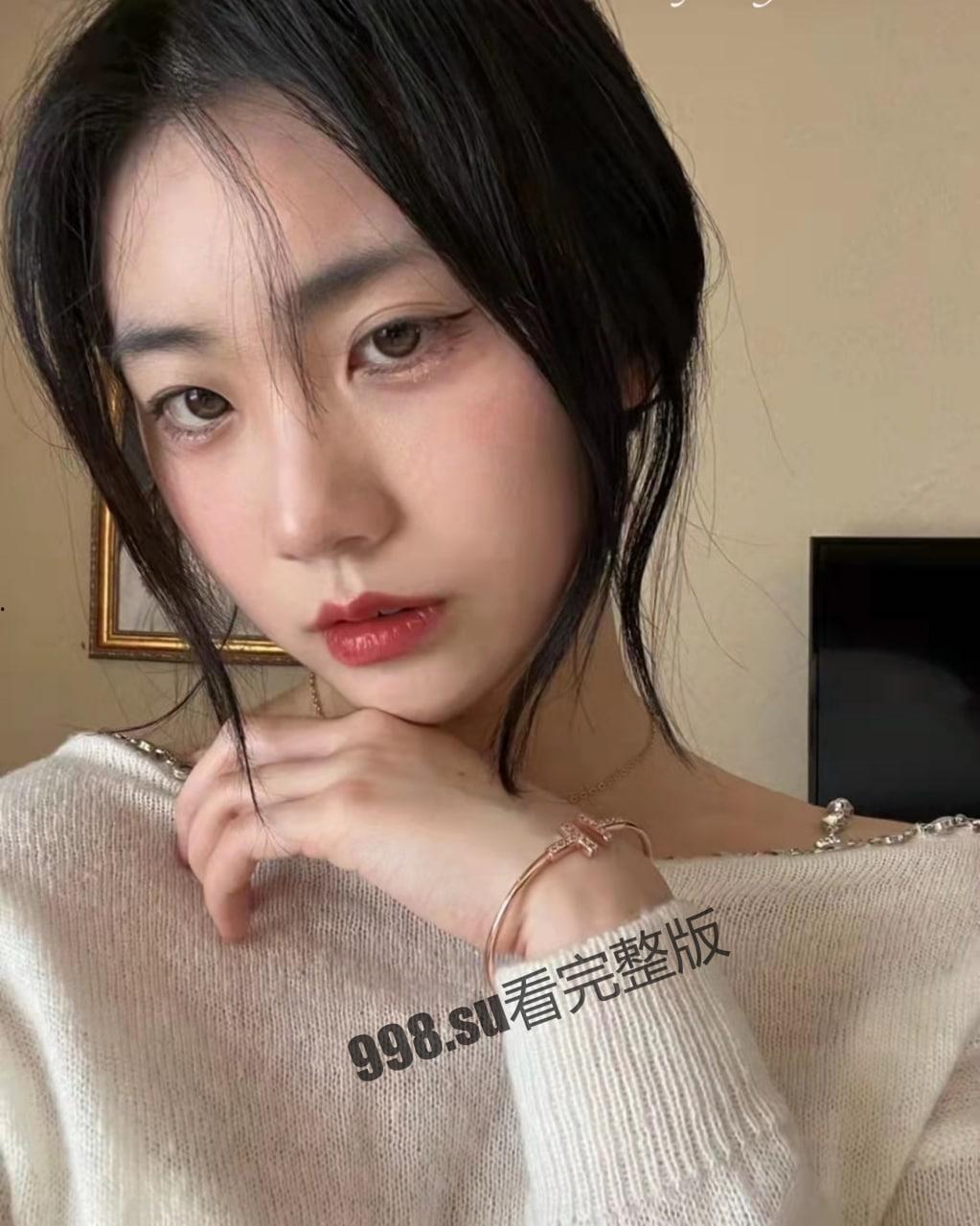 微博撸铁反差婊 #悲伤口袋小狗 高价定制视图流出  第9张