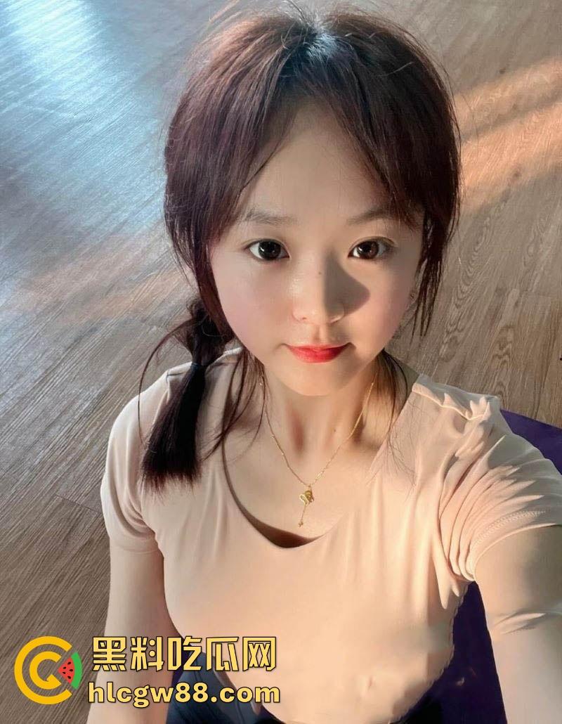 安徽铜陵职业技术学院【江语新】清纯大二少女宿舍拍裸照撩网友，金主约炮视频流出，青春嫩体未尽开发！  第3张