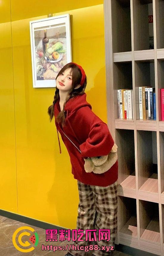 长沙前任『王馨熙』骚料投稿，湖南师大汉语言文学大二母狗，颜射口爆开后门贼紧，分手前偷操舍友被抓奸！  第7张