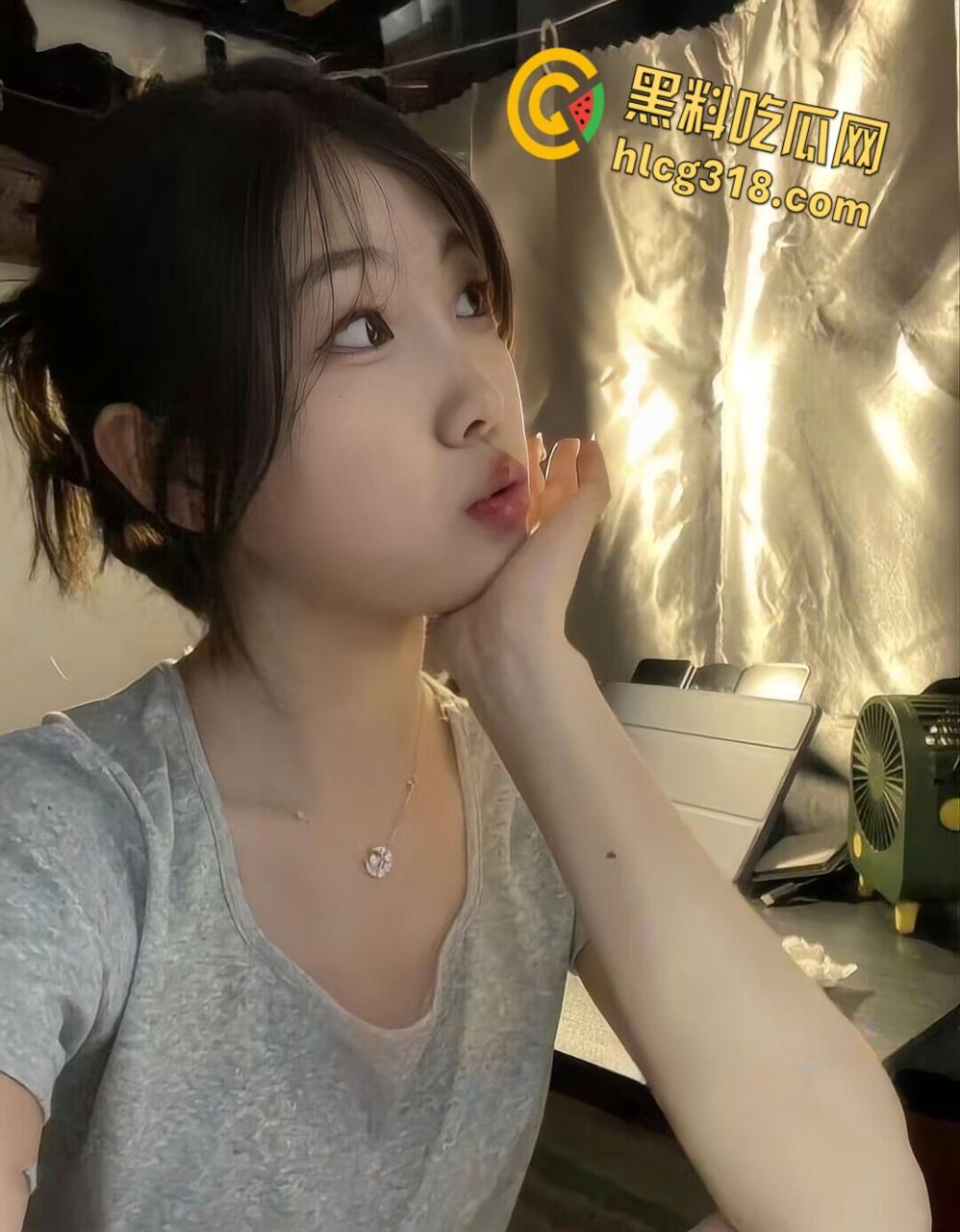 精神小伙情感翻车，三年恋情被老头截胡台球助教，三年感情败在金钱上！  第3张