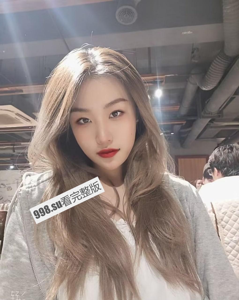 大外极品校花与男友性爱视频外流  第1张