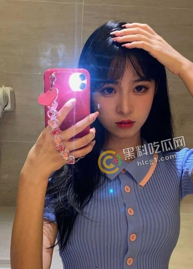 株洲师范绿帽门大曝光！女主与男友交往期间夜店约炮，厕所口爆和酒店怼脸拍摄视频流出，男友怒发女友出轨视频！  第2张