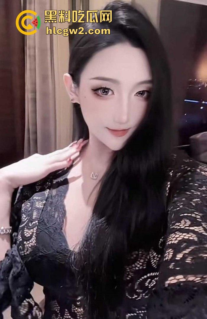 上海极品TS【潘雨辰】高挑火辣身材 绝美容颜加精湛口技 纤细美腿撩人骚动 比女人还会叫！慎入！  第4张