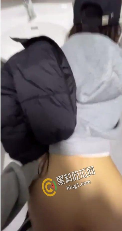 暑假的玩物！浙江外国语学院 大三学生 刘云 被富二代男友包养 开学就被甩 啪啪性爱泄密流出  第8张