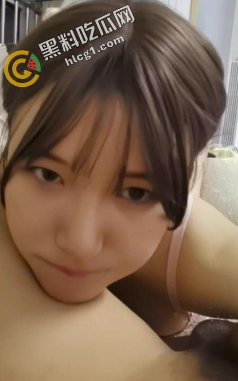 瓜友求瓜！表情包出处 女主颜值超高 清纯又可爱 骚话不断  反差吃鸡 吞吐不停 第1张