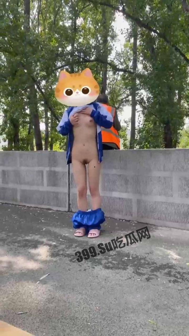 郑州七中 女学生玩暴露被同学偷拍流出  第1张