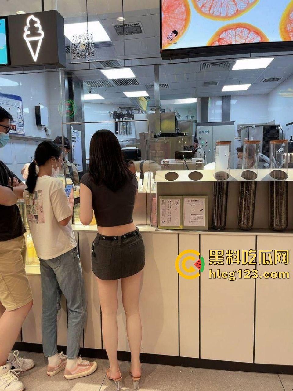 江苏人妻骚母狗苗慧慧，反差婊被爆出绿老公成马，情趣制服全是给别的男人穿！  第3张