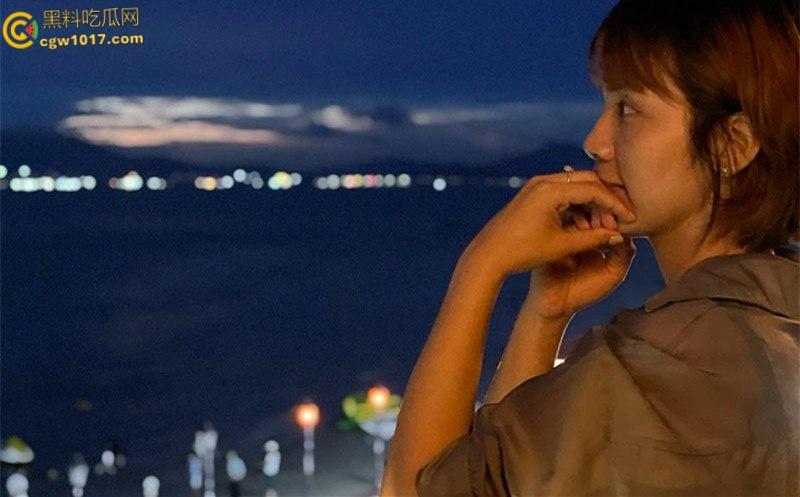 广州饥渴母狗【张思淼】，与男友租房自拍做爱，露脸深情添屌无套猛干， 性欲太大事后仍不满足，用跳蛋狂震骚穴！  第2张