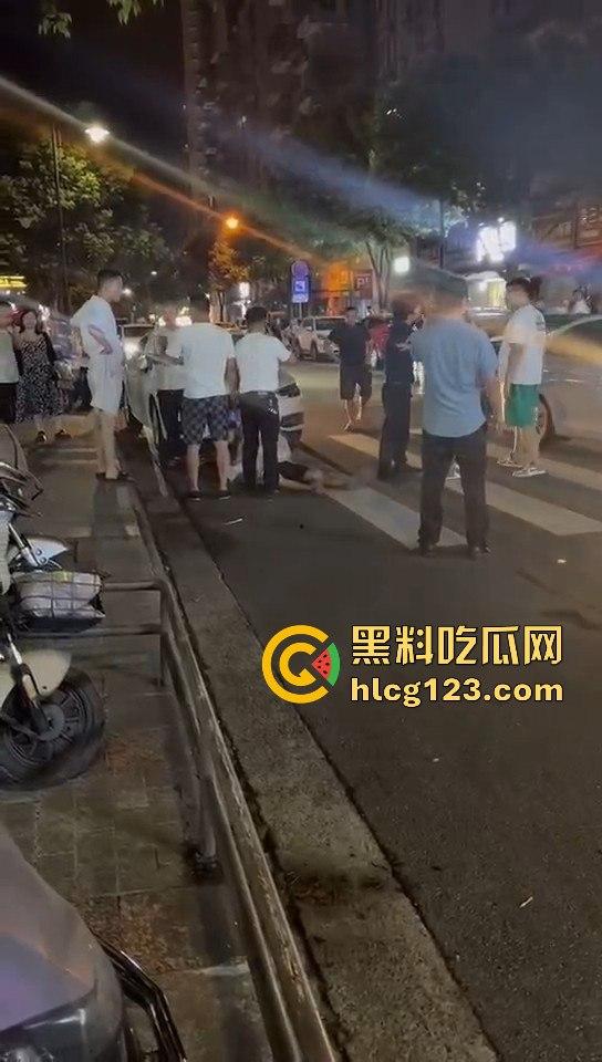 太原佳乐迪昨晚变命案现场！胖子钢棍砸人太阳穴，豪横劲一散瞬间懵了！  第4张