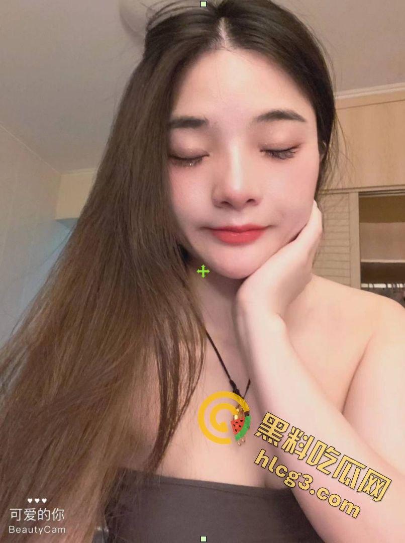 福州高颜值妹子私拍流出，口活啪啪被按双乳抽插令人爽爆  第1张