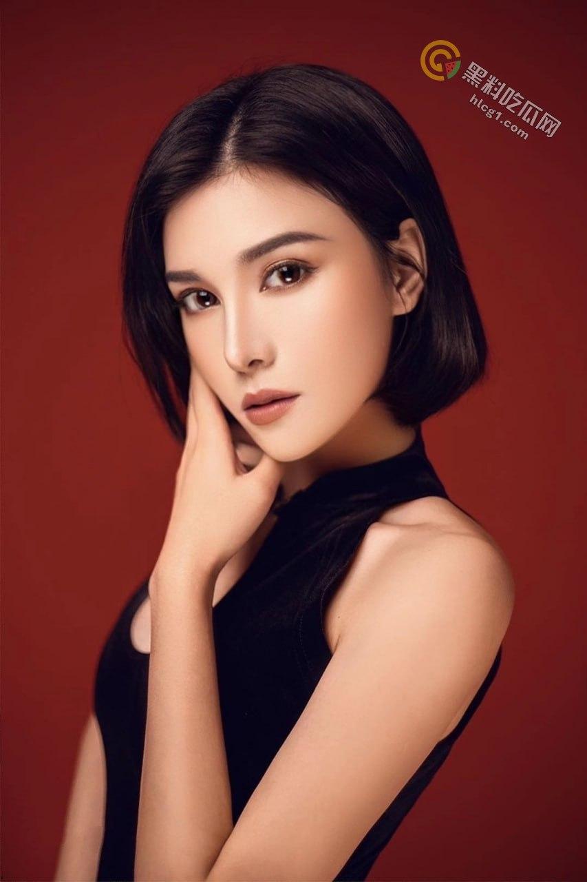 马来西亚混血女歌手蒋雨霏不为人知的一面：时尚天使变身夜间狂野女郎！  第3张