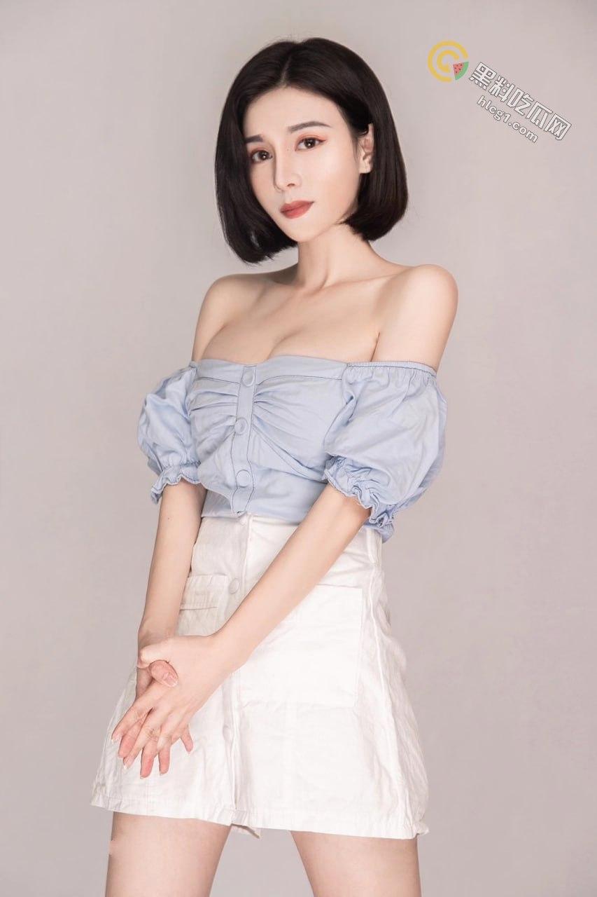 马来西亚混血女歌手蒋雨霏不为人知的一面：时尚天使变身夜间狂野女郎！  第4张