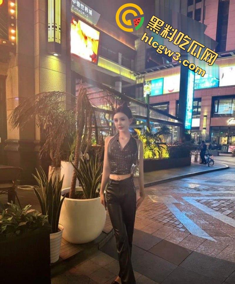 抖音网红Ts 韩小爱双性恋 酒店里金主爸爸面前表演磨逼 逗得金主爸爸最后高潮  第10张