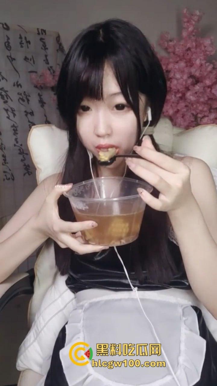 网红主播【萝莉小羊】裸舞专业舞姿动感起飞 全程露脸脱衣裸舞道具抽插极度诱惑  第1张