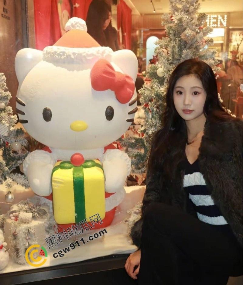 成都尤物【于晨曦】疯狂约炮曝光：清纯面具下的淫荡本性，口交深喉，女上骑乘，淫水四溅，十足的性瘾母狗！  第6张