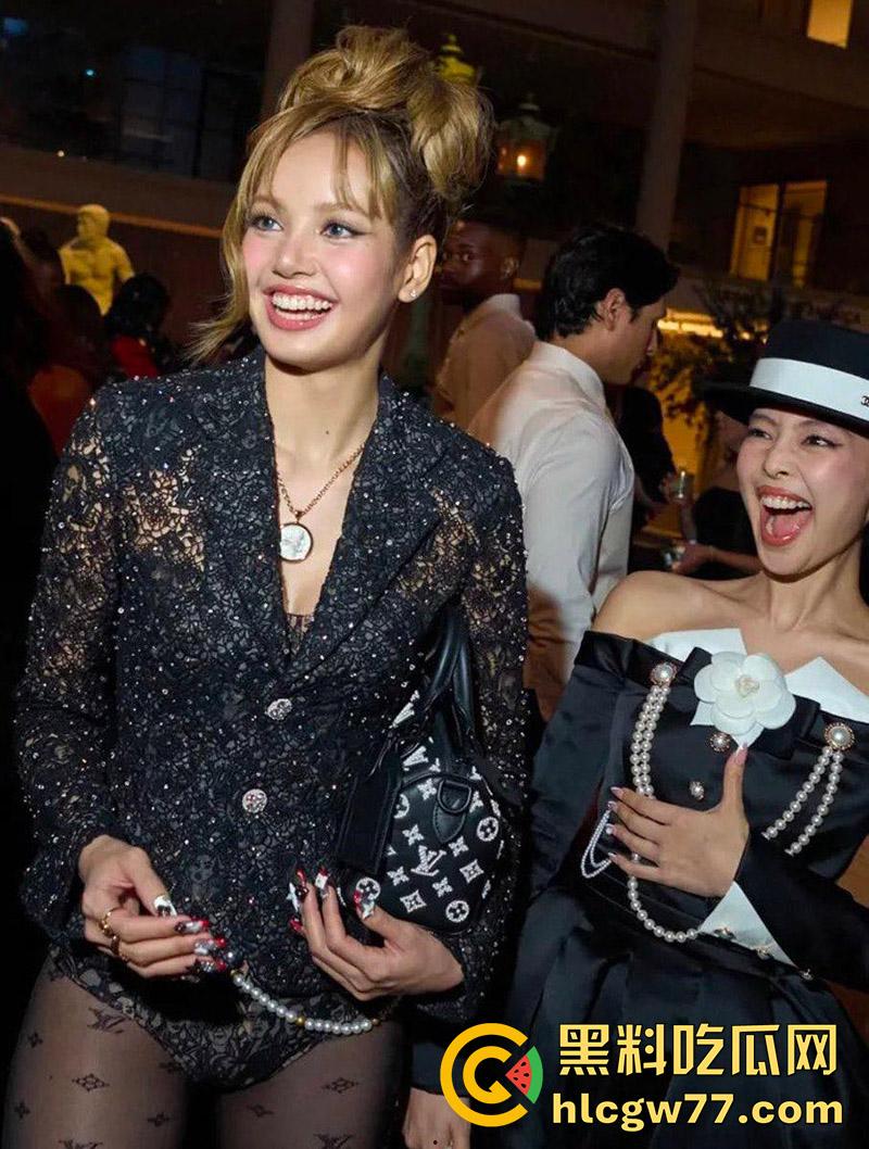 Lisa又来作妖了，穿LV定制蕾丝透视三角裤，赤裸肥臀征战MetGala红毯，真是越作越疯了！  第5张