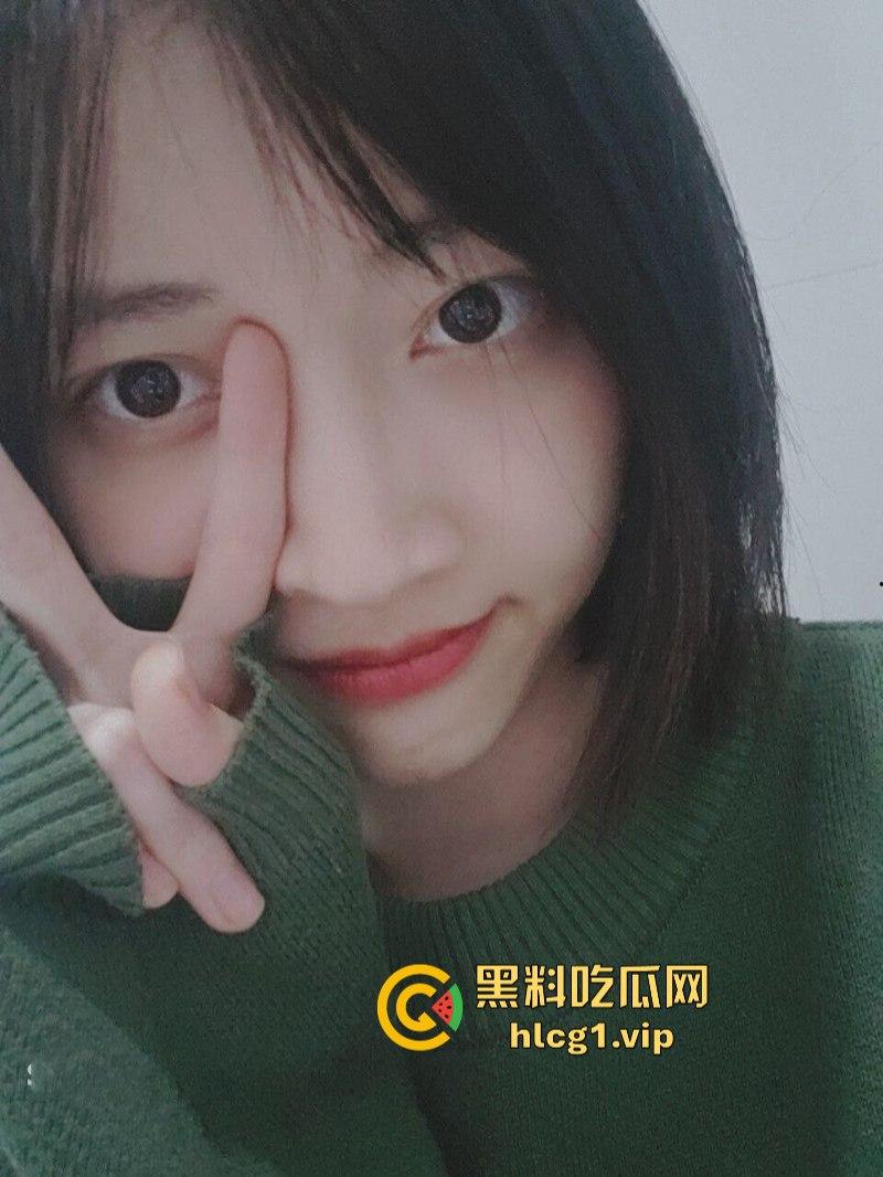 杭州海“龟”【潘玲玲】受眼镜男指导进军直播业 旁边还有打光的  第11张