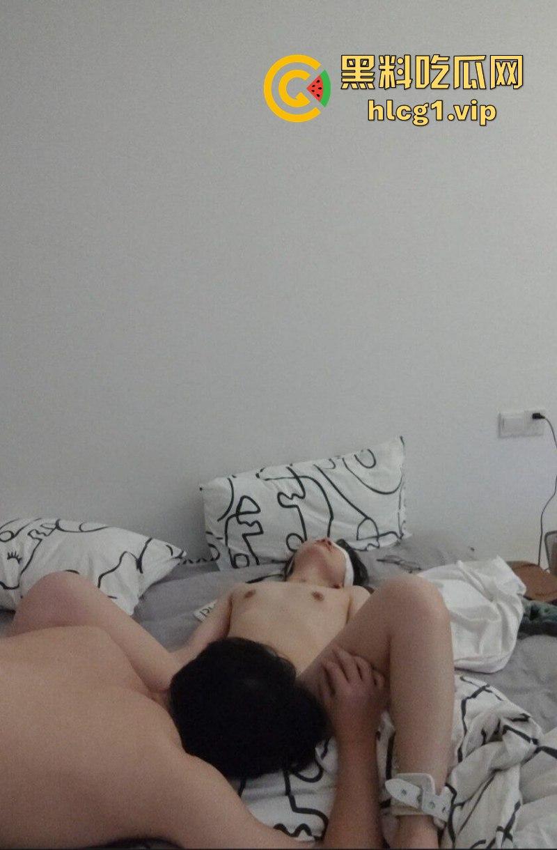 杭州海“龟”【潘玲玲】受眼镜男指导进军直播业 旁边还有打光的  第17张