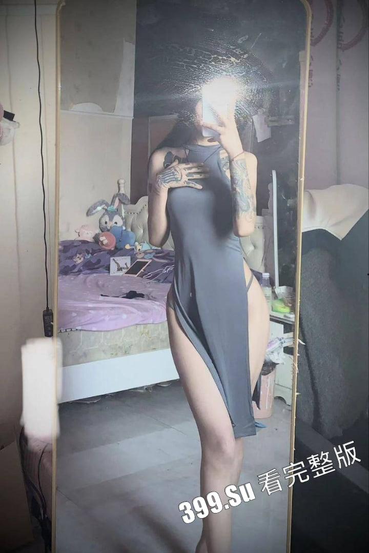 小仙女骑摩托又遭重，很快被网友通过纹身找出网上擦边照  第8张