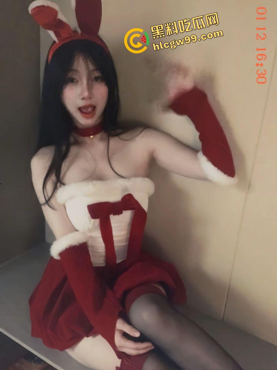 山西太原社会骚鸡【张丹丹】被调成母狗肉便器，打屁股后入猛插骚逼！独家曝光流出！  第3张