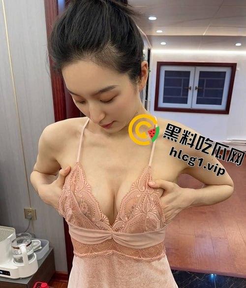 江苏新婚少妇『曹琳』孤独难耐！勾引男同事醉酒后回家啪啪！完美身材在深夜中被强力征服！  第5张