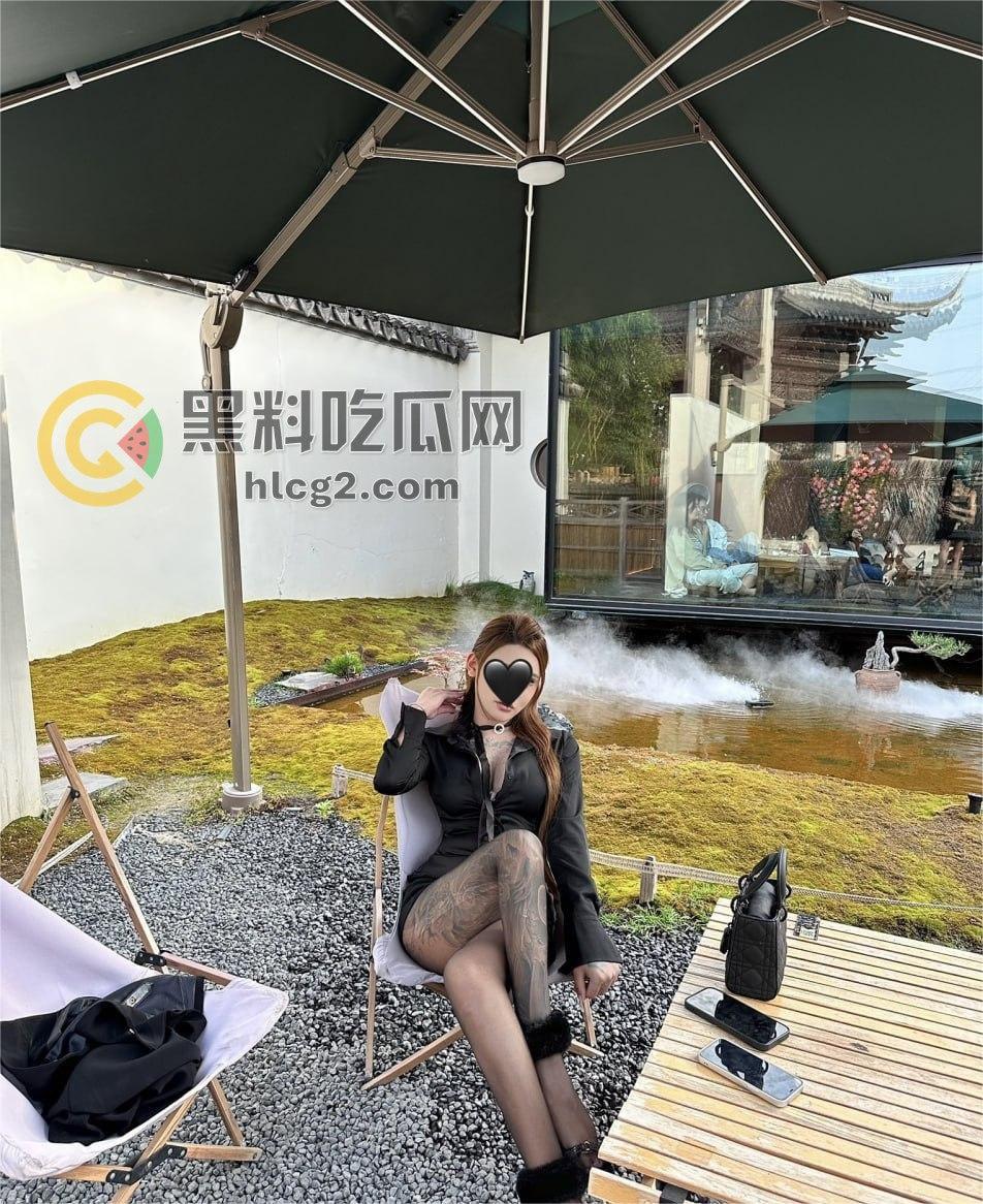 品巨乳蜂腰T娘【恩恩】私拍曝光，野战骚浪到极致，直男们的终极幻想！  第4张