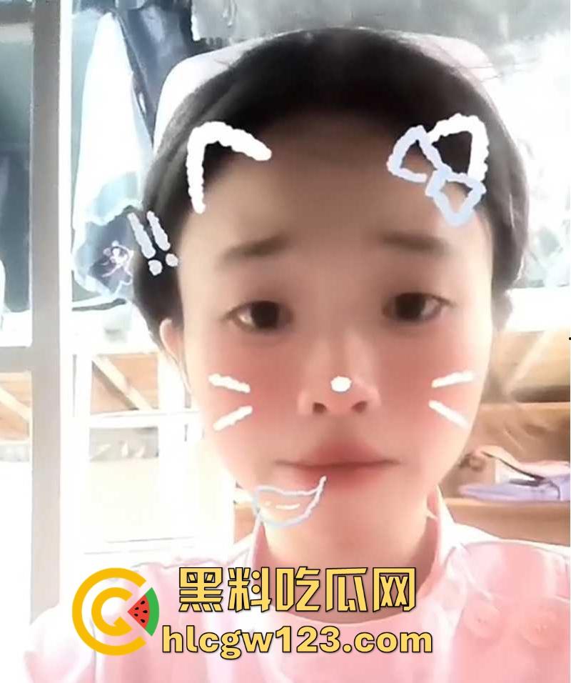 闽西职院护理系美女【林威怡】裸聊视频被曝 童颜巨乳约炮成瘾 揉奶自慰骚到没边！  第1张