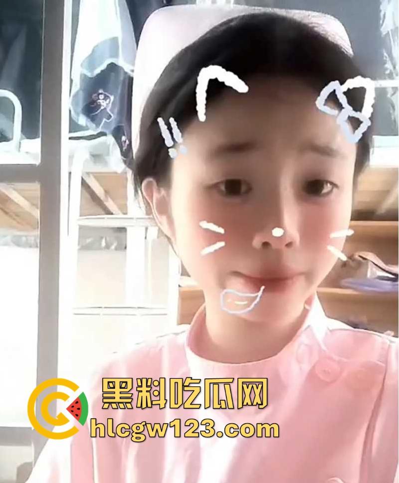 闽西职院护理系美女【林威怡】裸聊视频被曝 童颜巨乳约炮成瘾 揉奶自慰骚到没边！  第3张