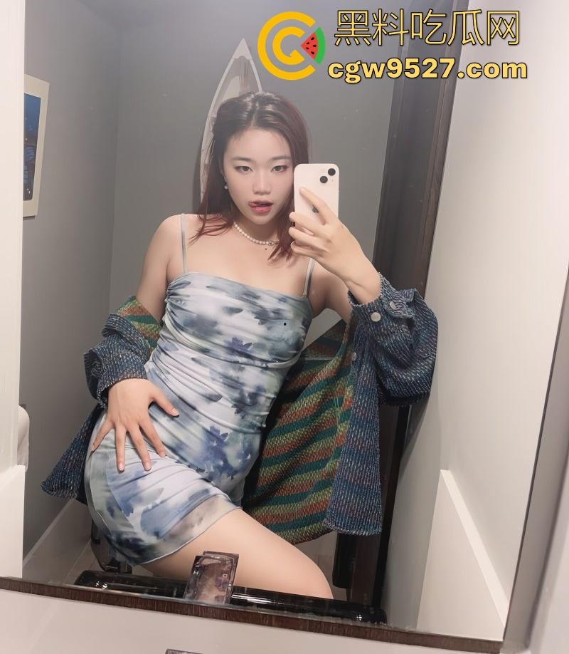 山东工商职业学院【周莉莉】酷爱露出与约炮，常常酒吧搭讪猛男，事后回酒店激情性交，怎么会这么骚呀！  第2张