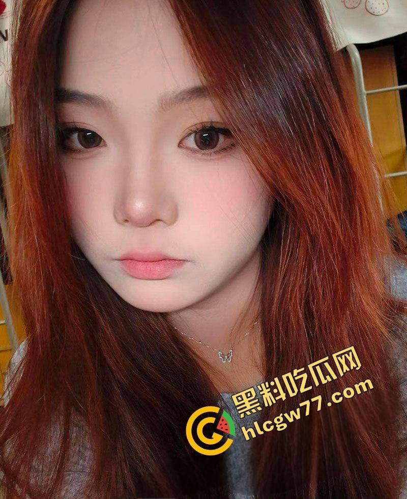 贵州厂妹【齐雨姗】20岁极品身材反差婊 大奶翘臀肌肤白嫩 被金主爸爸各种调教 性爱私拍流出！  第1张