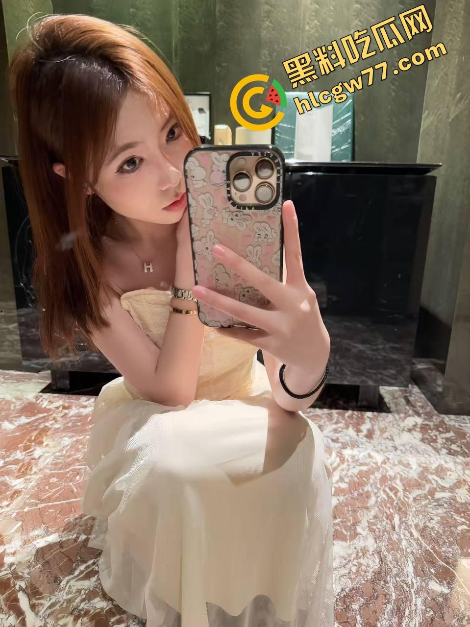 贵州厂妹【齐雨姗】20岁极品身材反差婊 大奶翘臀肌肤白嫩 被金主爸爸各种调教 性爱私拍流出！  第4张