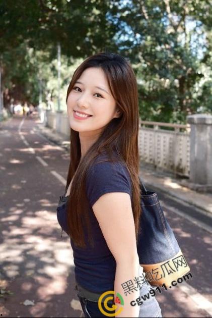 海角大神征服孕期表姐！趁姐夫外出喝酒，偷操怀孕四个月的姐姐，差点被发现超刺激  第3张