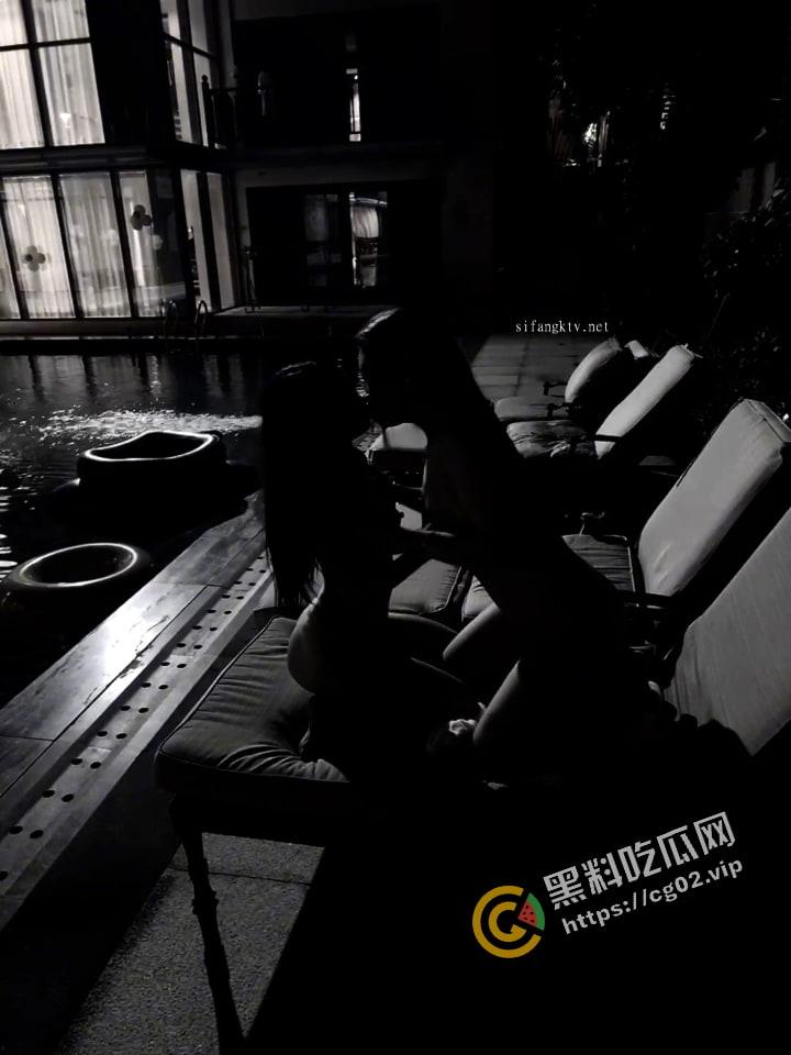 秀人网极品女神嫩模 阿姣 颜值身材天花板 全裸开豪车+姐妹双人互吃奶头 白虎骚逼诱惑十足 付费私拍流出  第4张