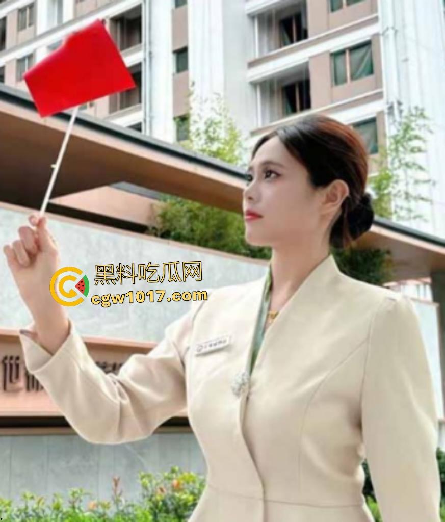 河北保定售楼小姐【刘雯】为卖房献身被疯狂调教，客户身后猛干骚逼皮带狠抽肥臀，震动棒干冒烟还求再来！  第1张