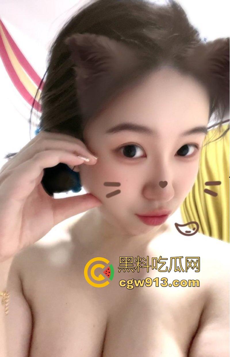 山东巨乳反差护士【王金莹】裸聊约炮视频流出，内衣跳舞自嗨，极品微胖身材，大奶护士是真的骚！  第2张