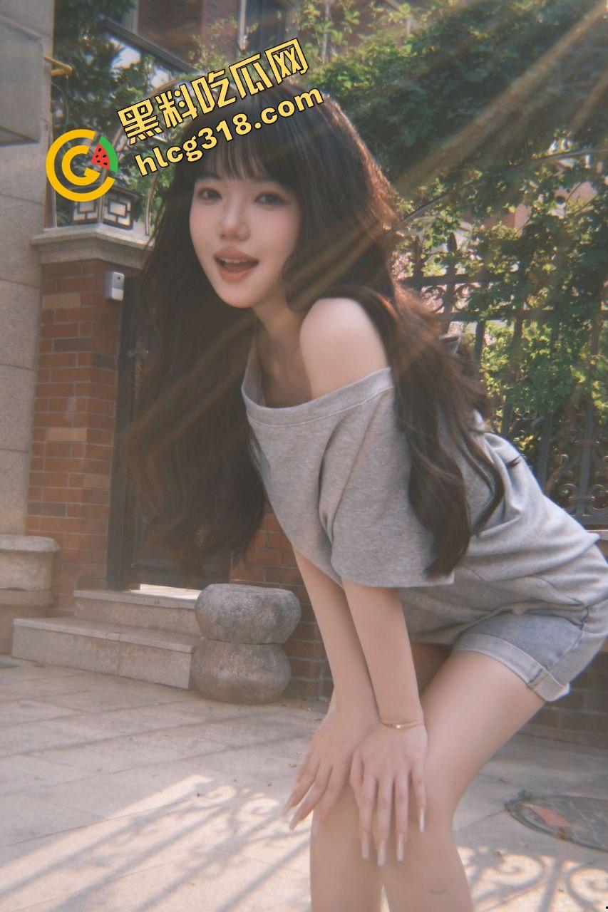 南昌服装店老板娘『孙璐』蜜桃臀母狗桌上被调教，贱样子全出来了，好屁股必须后入爆操才带劲！  第7张