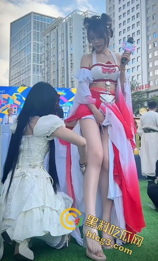 B站UP主羊小雪 B站擦边名媛UP主羊小雪船长微信福利流出  第4张