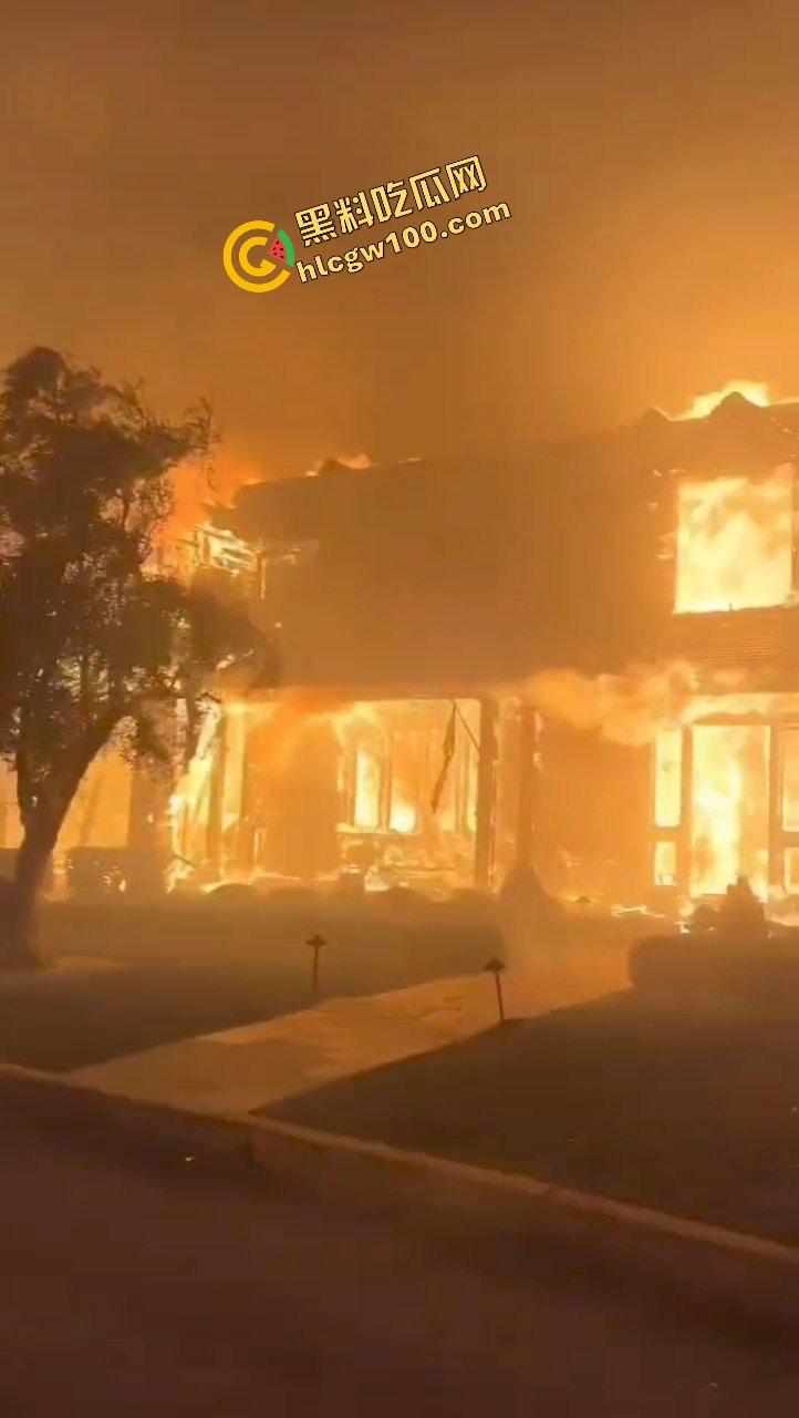 大规模火灾！美国加州山火肆虐，洛杉矶等多地区大火，富人区豪宅化为灰烬！直击火灾现场！  第9张